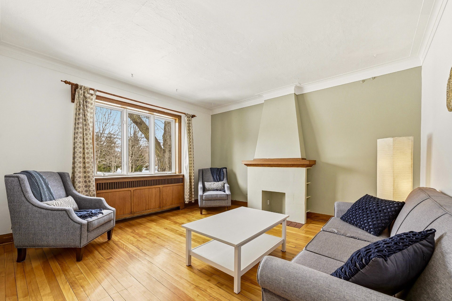 5474 Av. Isabella — photo 1
