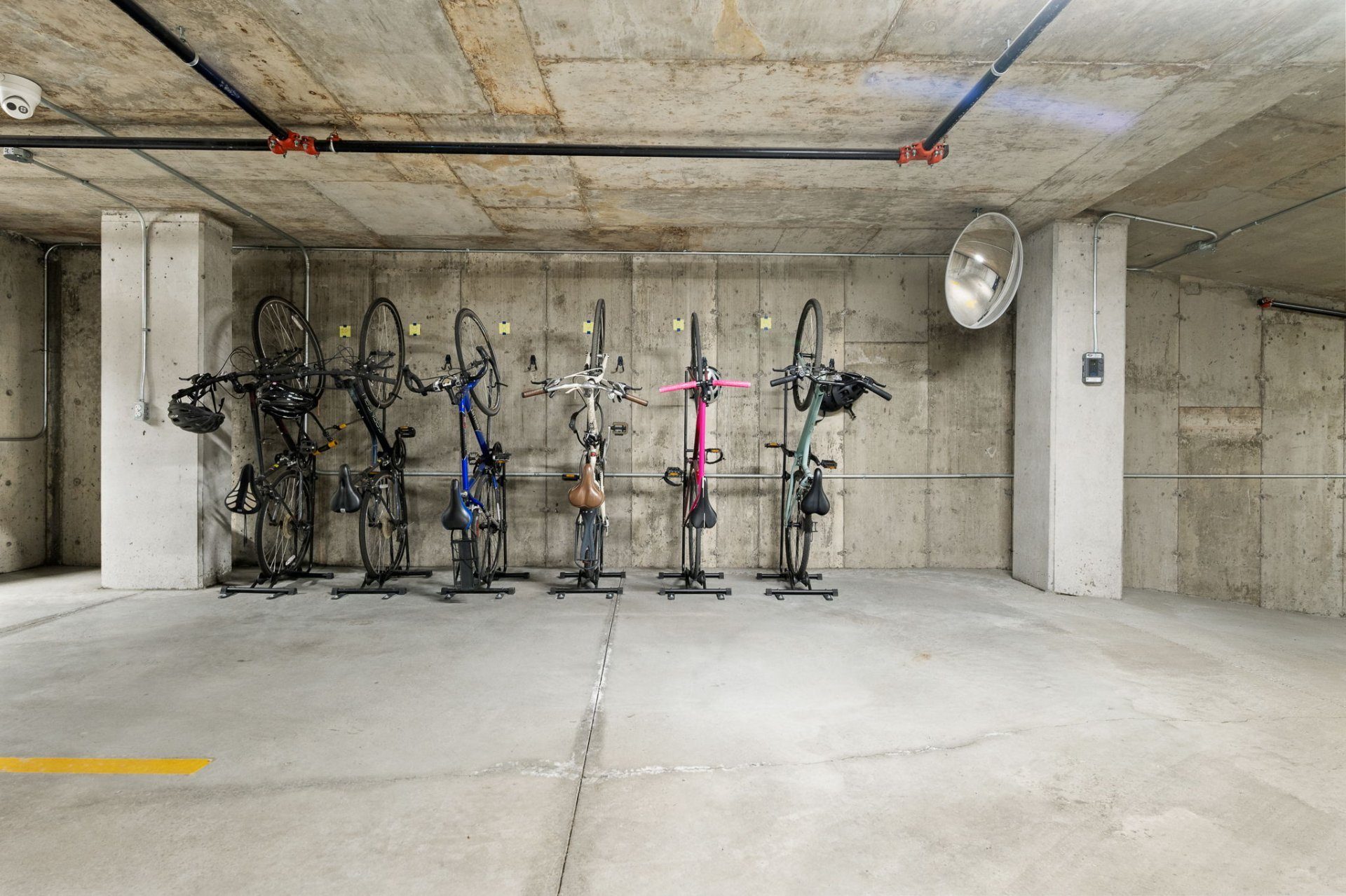 Espace commun - Supports à vélos. - Autre