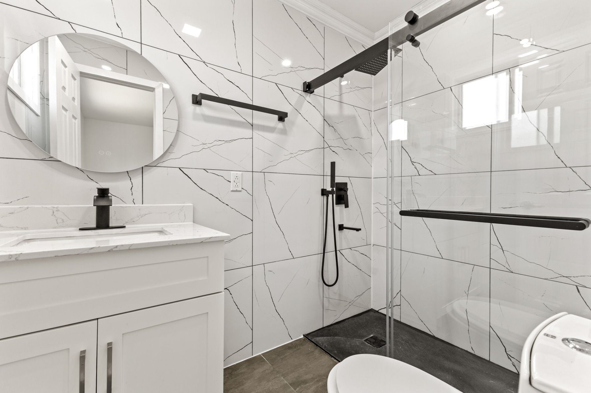 Ensuite bathroom