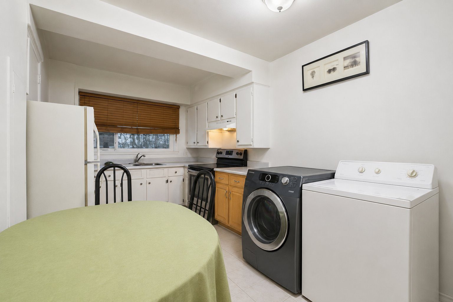 Appartement #1 - aménagé virtuellement - Cuisine
