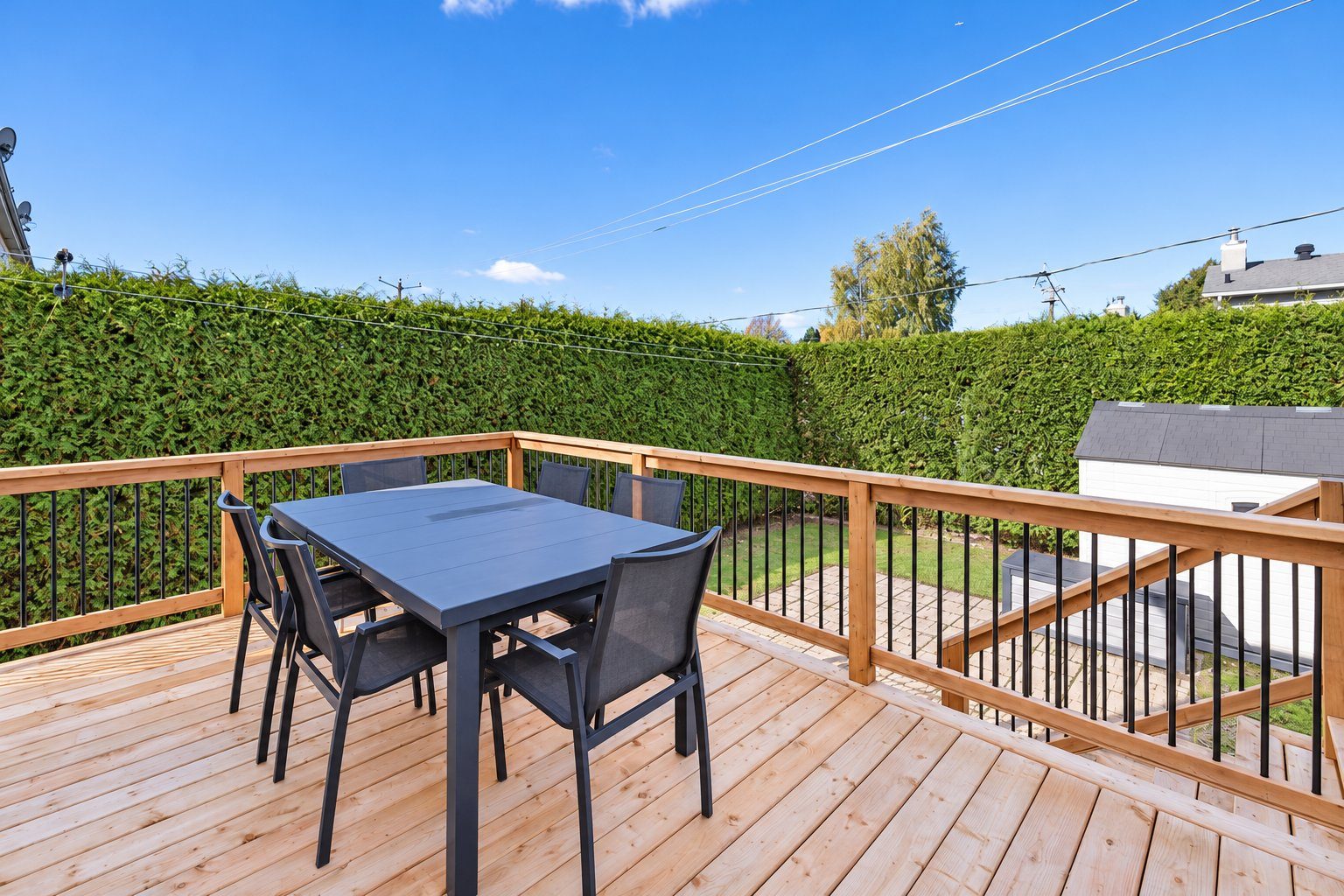 Modifiée virtuellement à des fins de présentation - Terrasse